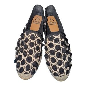 Kanna Black and Cream Espadrille Shoes with Circular Pattern